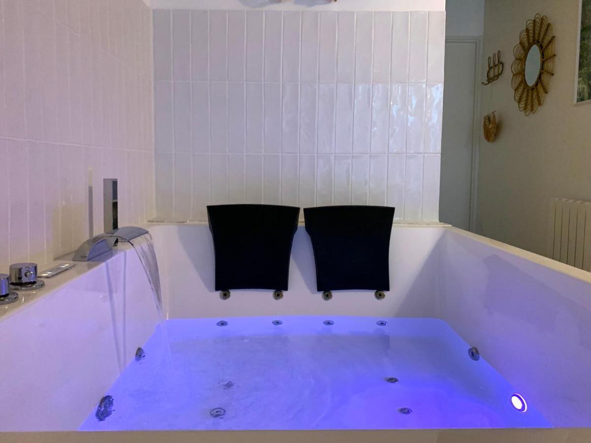 Bali Serenity Balneo Et Lit Rond Lagnieu Zewnętrze zdjęcie