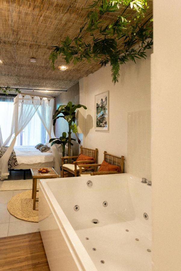 Bali Serenity Balneo Et Lit Rond Lagnieu Zewnętrze zdjęcie