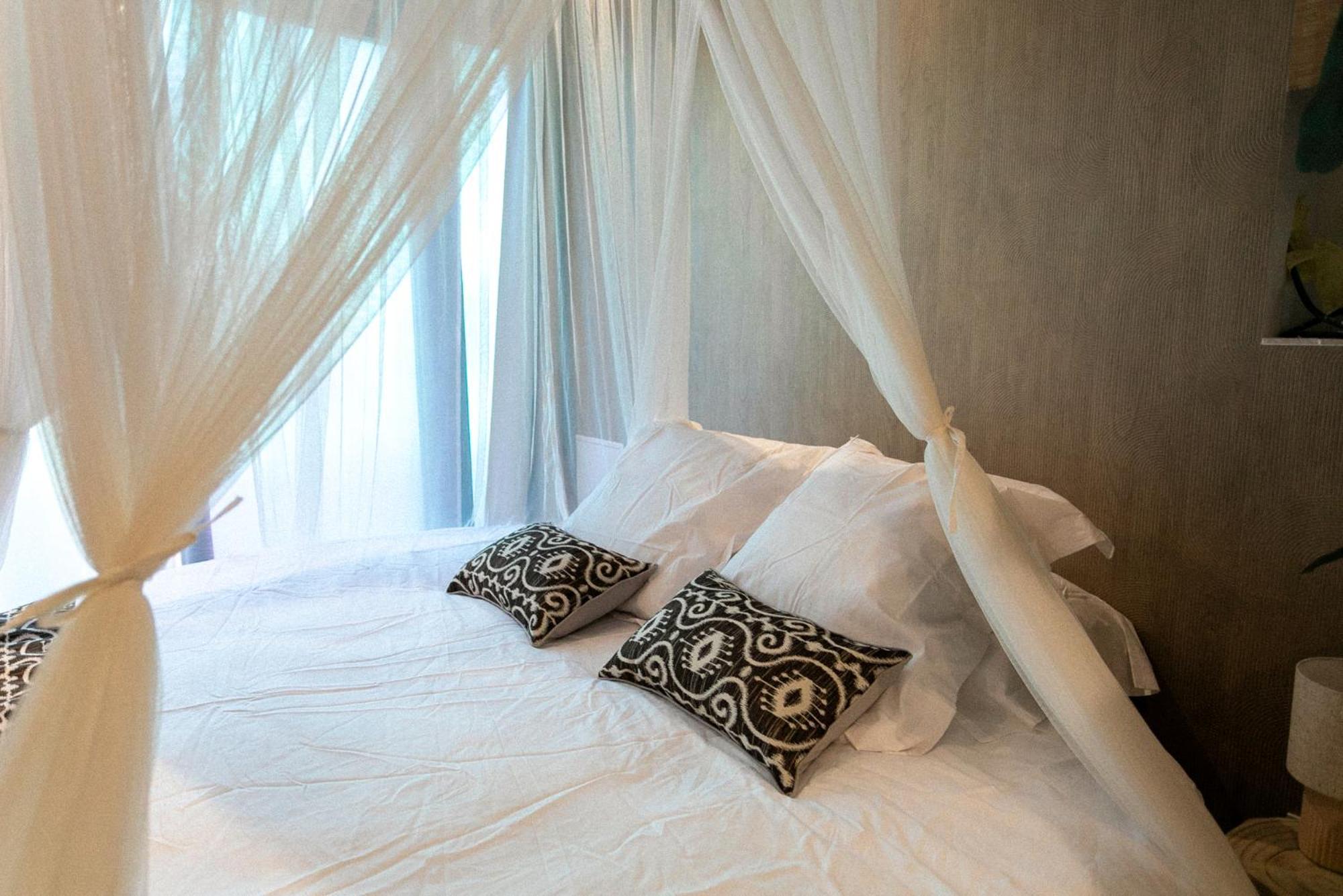 Bali Serenity Balneo Et Lit Rond Lagnieu Zewnętrze zdjęcie